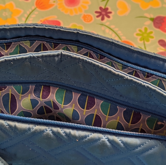 Vera Bradley purse - Picture 3 of 6